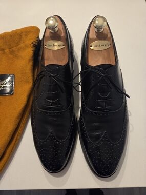 Vintage Salvatore Ferragamo Black Leather Wingtip Oxfords